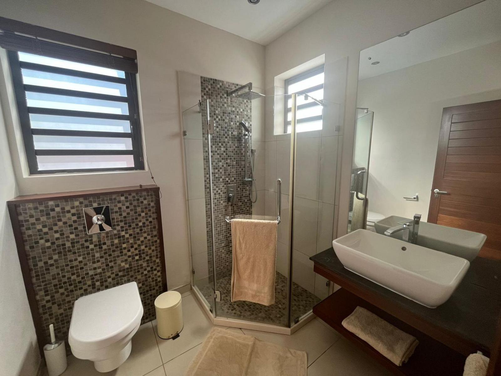 Rivière Noire Olana Blue - Beachfront Apartment מראה חיצוני תמונה