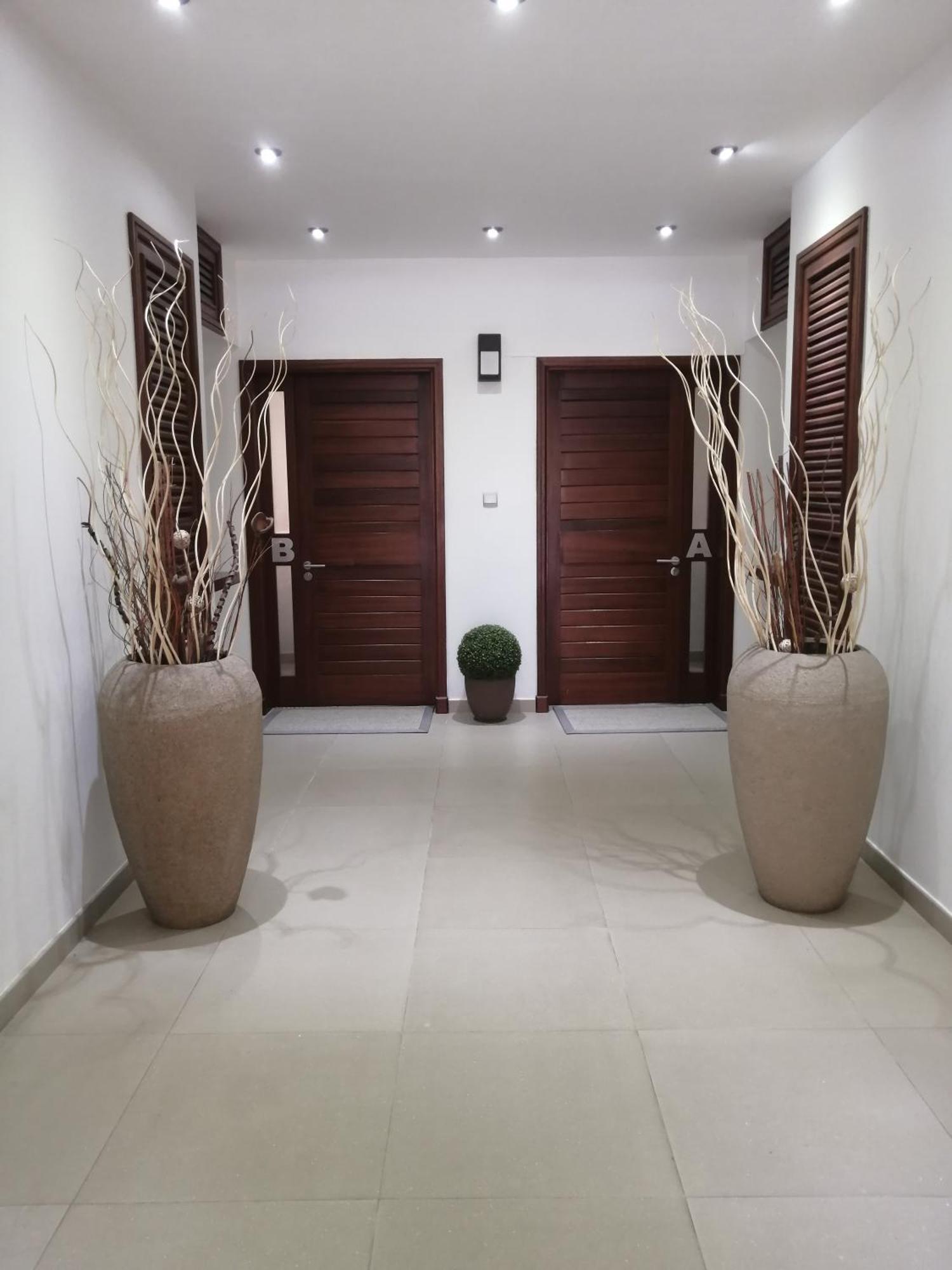 Rivière Noire Olana Blue - Beachfront Apartment מראה חיצוני תמונה