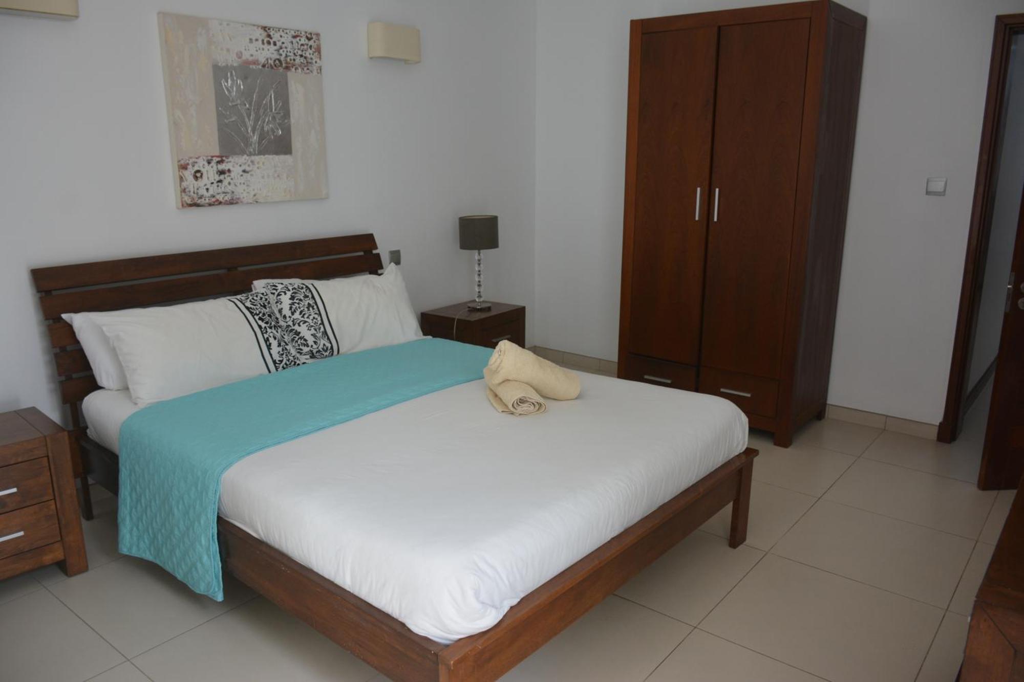 Rivière Noire Olana Blue - Beachfront Apartment מראה חיצוני תמונה